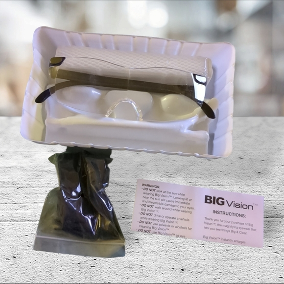 Big vision as seen on TV magnifying glasses. Price is firm. - Picture 4 of 13